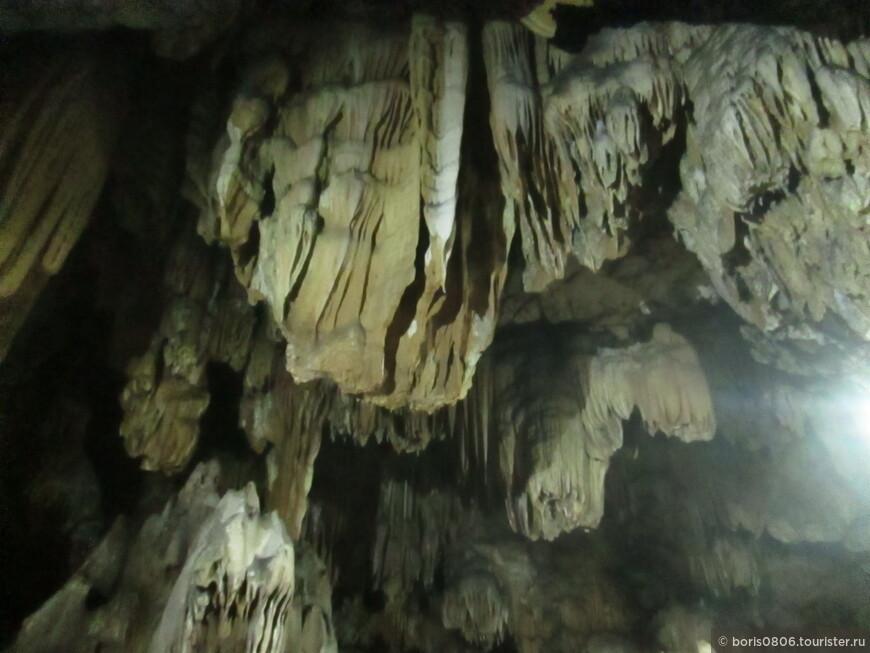Красивая пещера на границе штатов