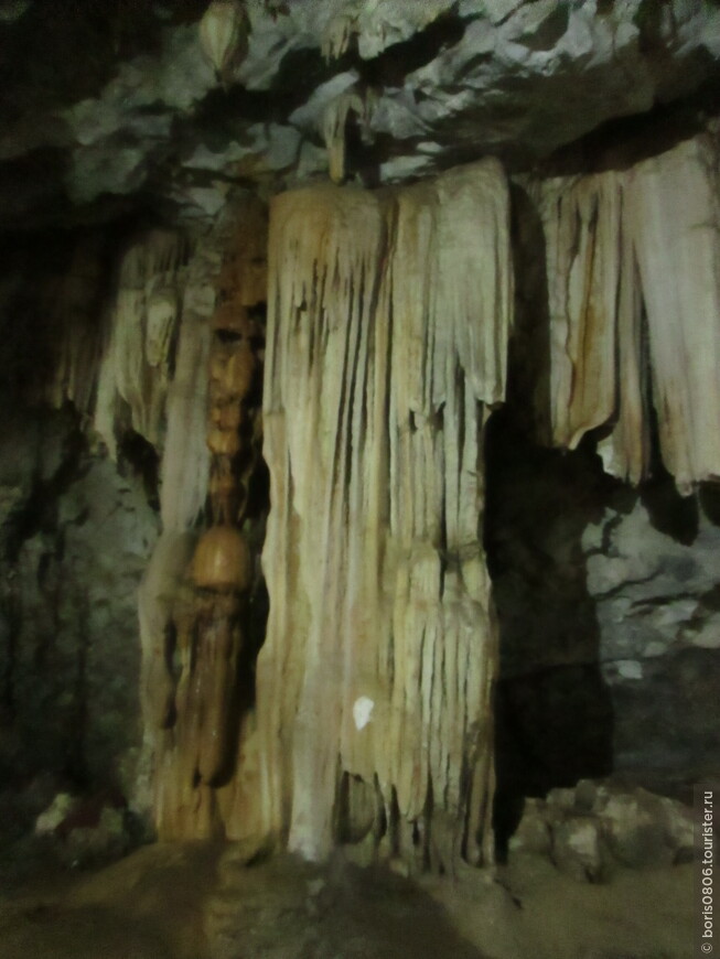 Красивая пещера на границе штатов