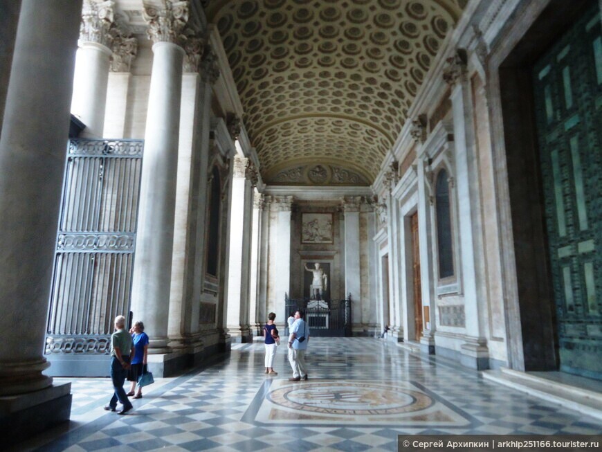 Латеранская базилика - третий собор по значимости Рима
