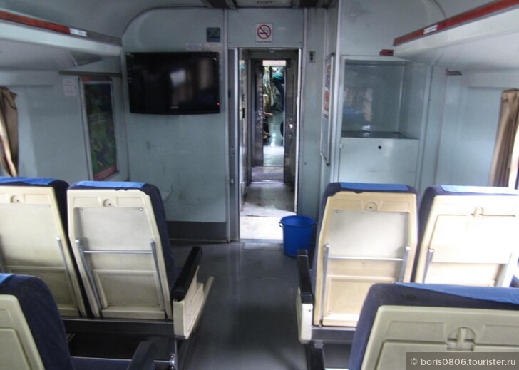 Поезд №949, Куала-Лумпур -Хат Яй, удобный международный состав 