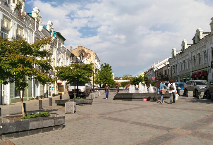 Местный Арбат - улица Адмирала Фокина