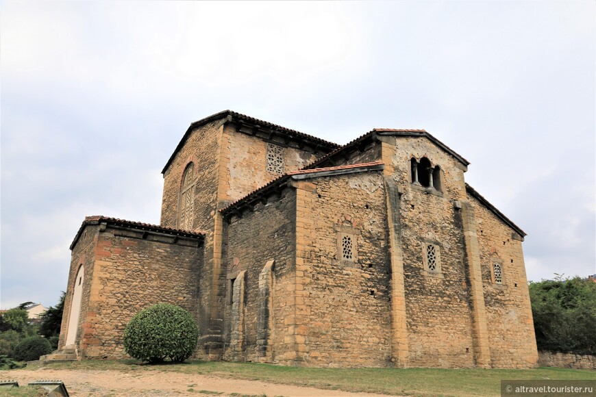 Церковь Сан-Хулиан-де-лос-Прадос