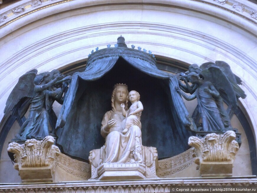 Кафедральный собор в  Орвието — шедевр средневекового итальянского зодчества