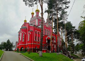 Церковь Пантелеймона Целителя в Кисловодске...