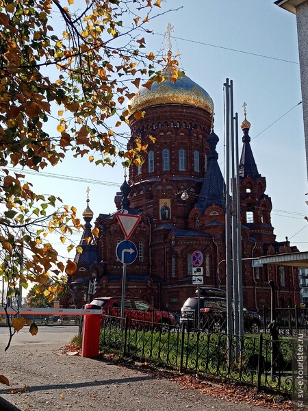 Это тоже Петербург. Или Мы пришли сегодня в порт. Ч. 1. Гутуевский остров и немного Безымянного