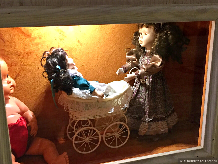 куклы в музее