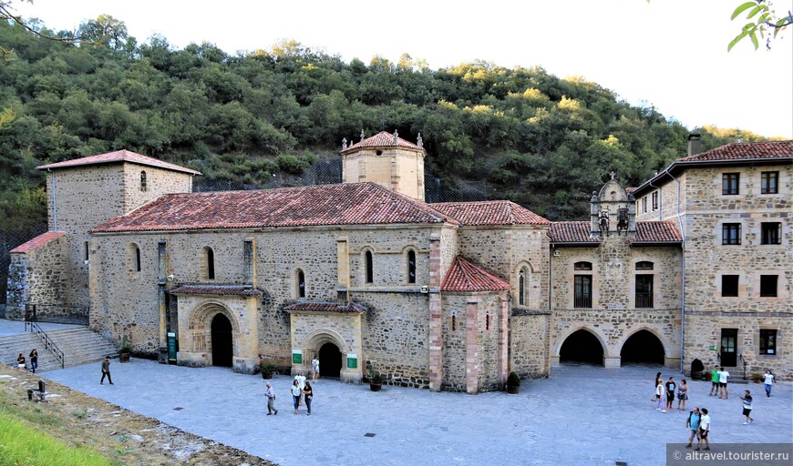 Монастырь Св. Торибио-де-Льебана
