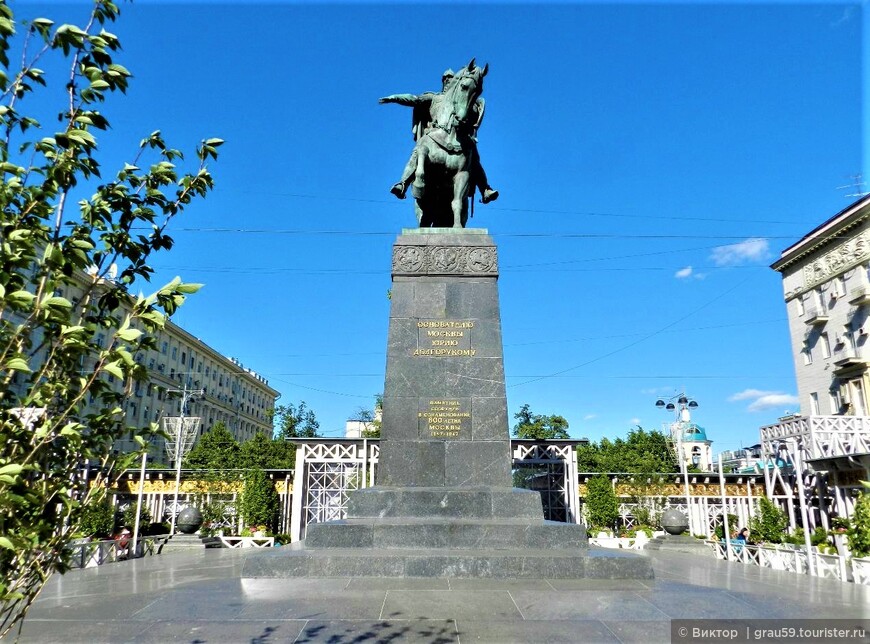 Памятник основателю Москвы — битва за пространство