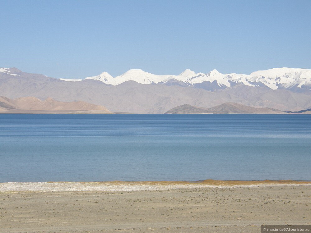 Памир отзывы. Каракуль (озеро, Таджикистан). Озеро каракуль Хакасия. Каракуль озеро Киргизия Спутник. Озеро каракуль зимой.
