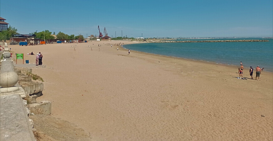 Пляж «Берёзка» в Махачкале