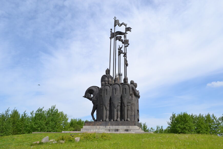 Памятник дружине Невского