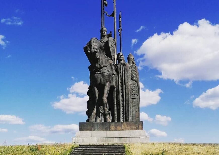 Памятник «Ледовое побоище»<br/> в Пскове