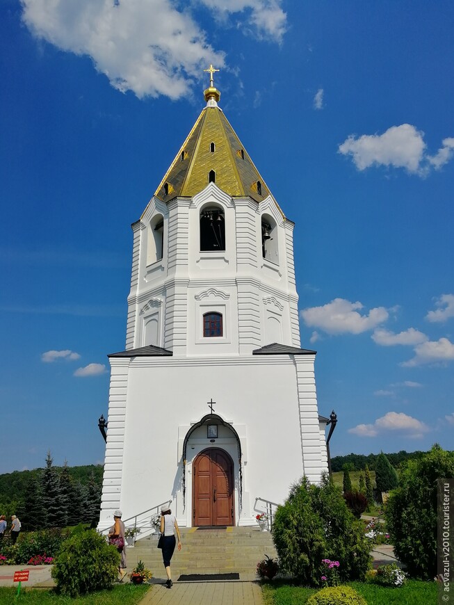 Старинный храм, в котором Сергей Бондарчук снимал эпизод своего дебютного фильма — «Судьба человека»…