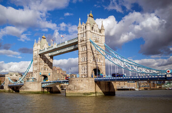 В Лондоне сломался Тауэрский мост