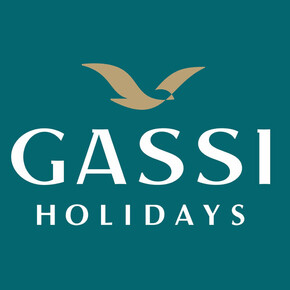 Турист Gassi Holidays (GassiHolidays)