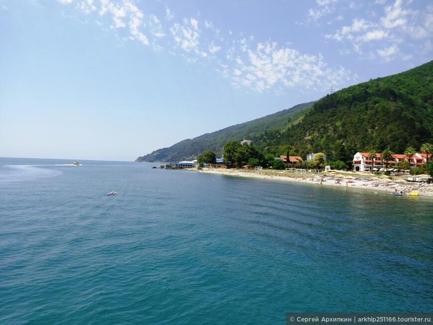 Самостоятельно по самым красивым местам и курортам Абхазии в июле 2021 года