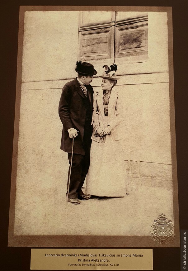 Владелец усадьбы в Ландварово(Лентварис) Владислав Тышкевич с женой Марией.Начало 20 века.