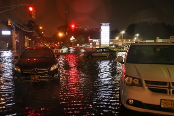 Циклон «Ида» привёл к наводнению в Нью-Йорке