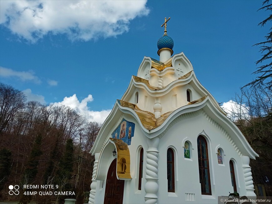 Троице-Георгиевский женский монастырь - красивая обитель в горах Сочи