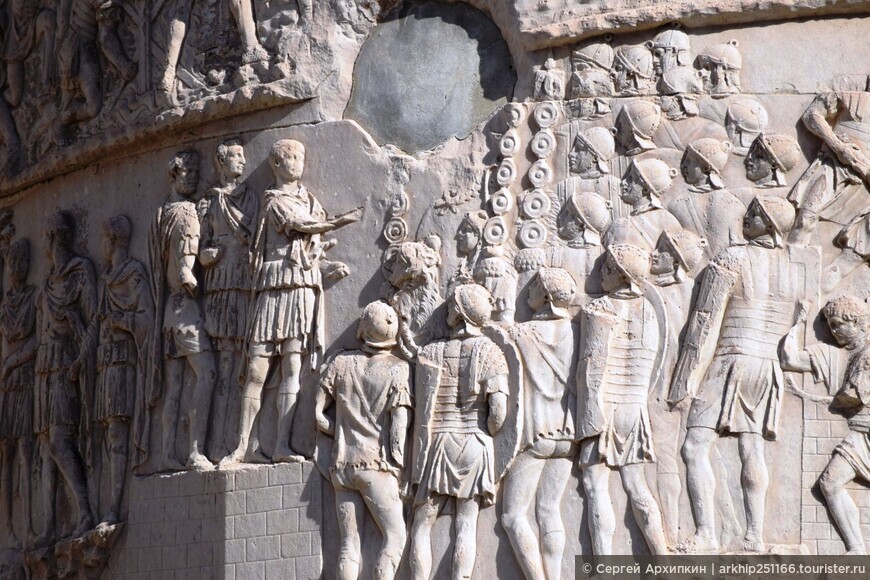 Форум Траяна — самого лучшего императора по мнению самих  древних римлян