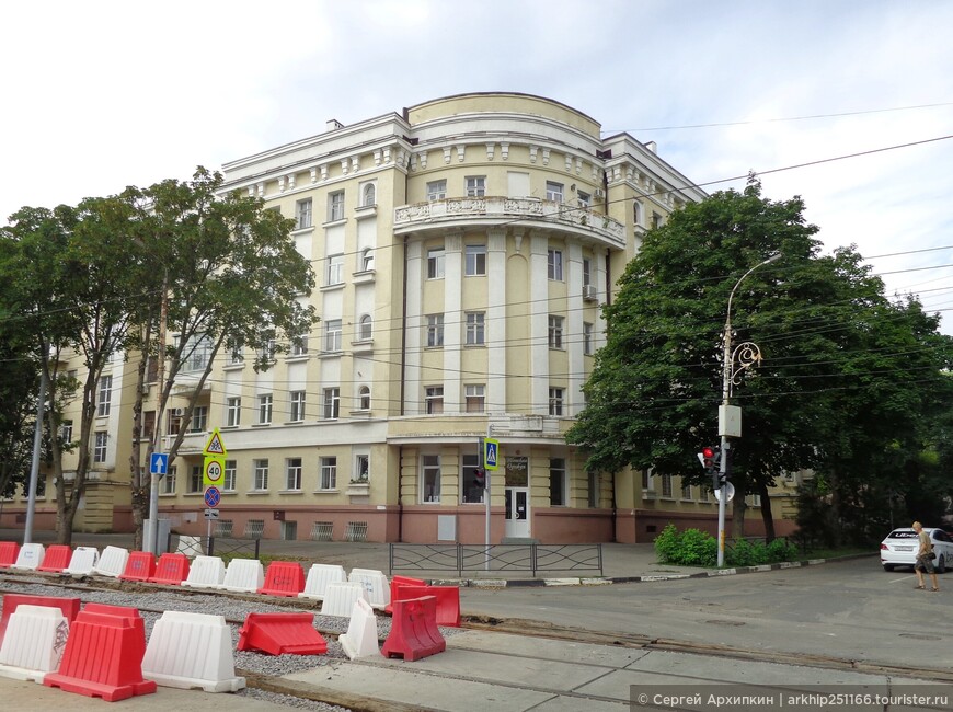 Таганрог — первый морской порт России, основанный Петром Первым и родина Чехова