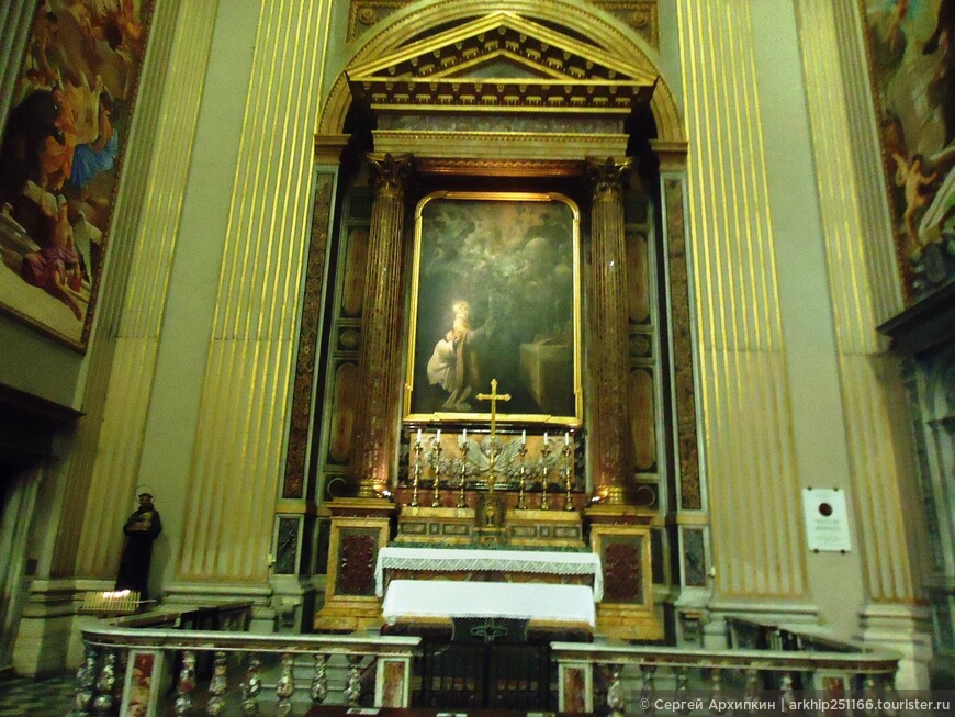 Церковь Сант Андреа делла Валле — самый большой барочный собор в Риме