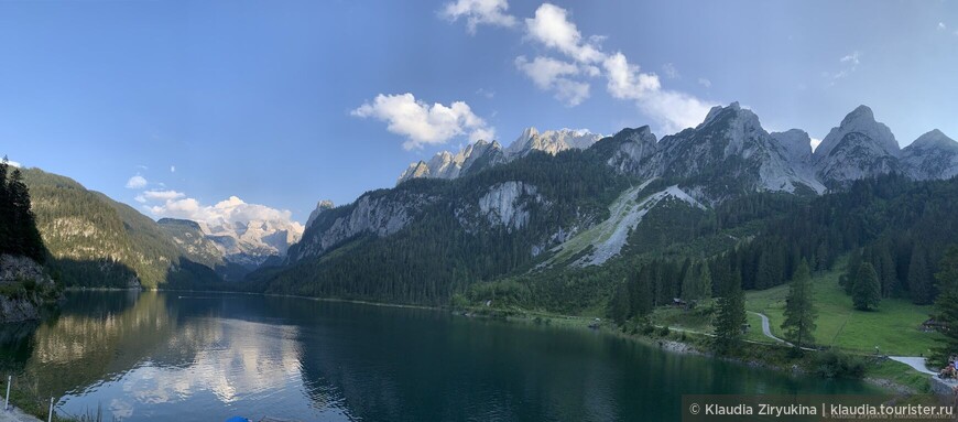 Роскошное озеро в прекрасных Альпах  - Гозау.