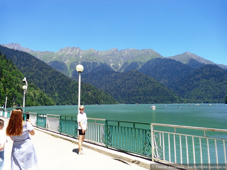 Озеро Рица — главная природная жемчужина Абхазии
