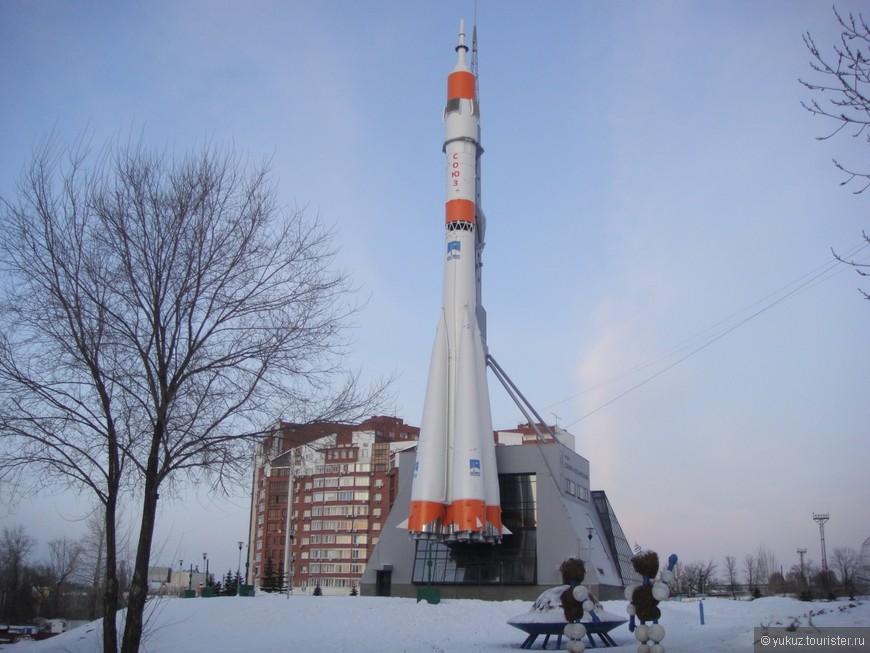 Небольшая обзорная экскурсия по новогодней Самаре.