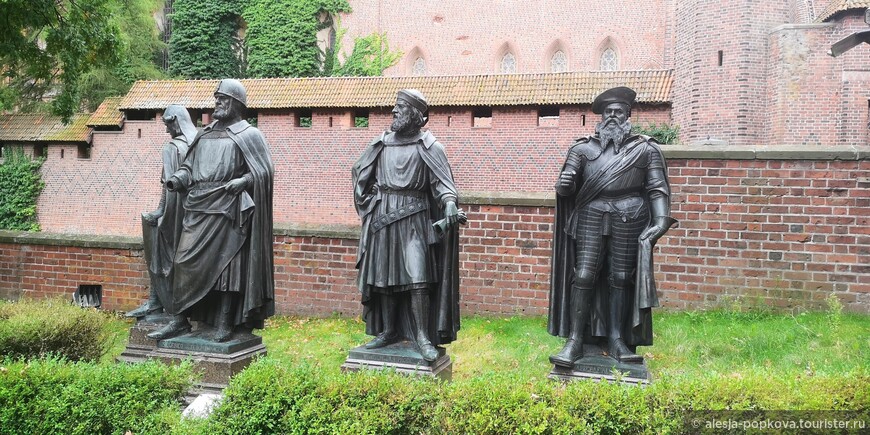 Памятник самым выдающимся магистрам тевтонского ордена