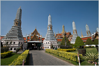 Губернатор Бангкока не разрешил открыть город для туристов 15 октября
