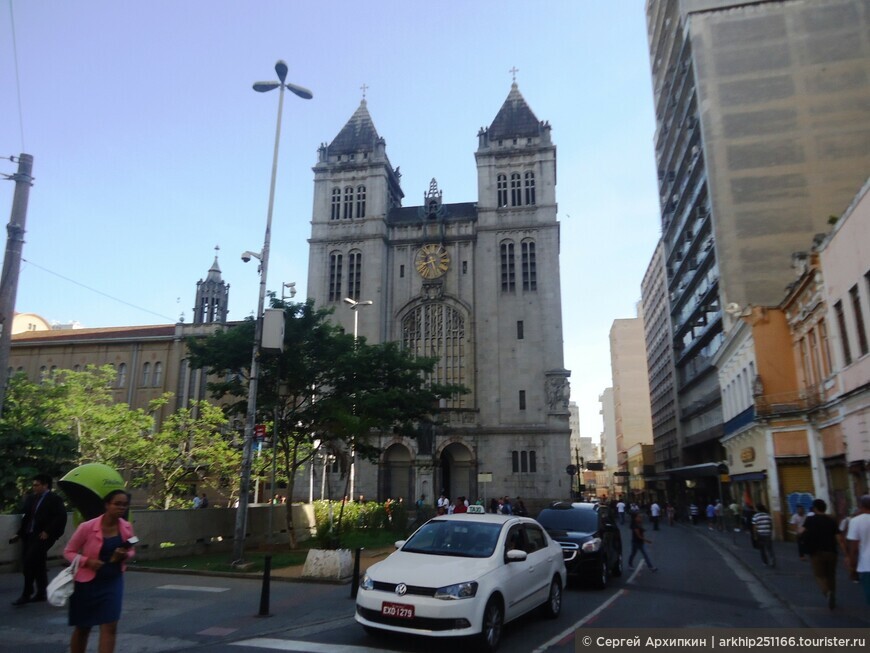 Монастырь Сан-Бенту — древнейшее сооружение Сан-Паулу в Бразилии
