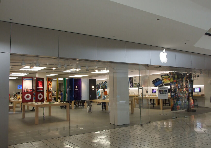 Фирменный магазин Apple Beverly Center
