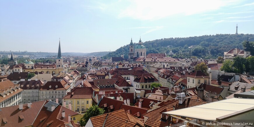 Вид на Прагу с Пражского Града