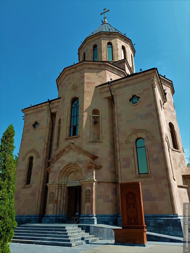 Кусочек Армении в Ростове-на-Дону — храм Святого Воскресения в Нахичевани