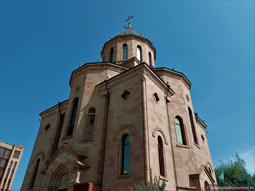 Кусочек Армении в Ростове-на-Дону — храм Святого Воскресения в Нахичевани