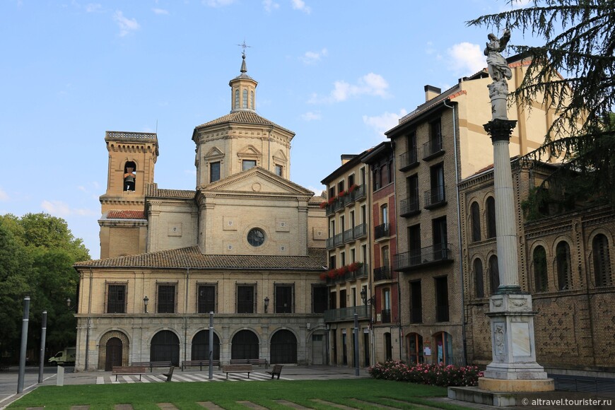 Церковь Сан-Лоренцо, где живет Св. Фермин.