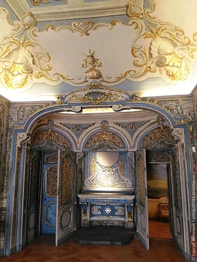 Национальная галерея искусства с шедеврами Рафаэля, Тициана, Караваджо в палаццо Барберини в Риме