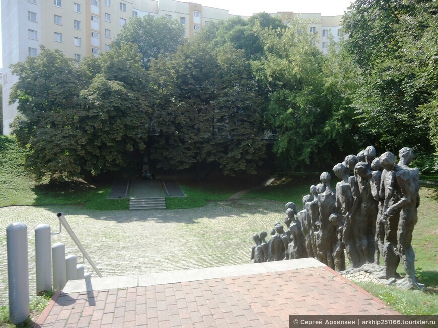 Мемориал жертвам гитлеровского геноцида «Яма» в Минске