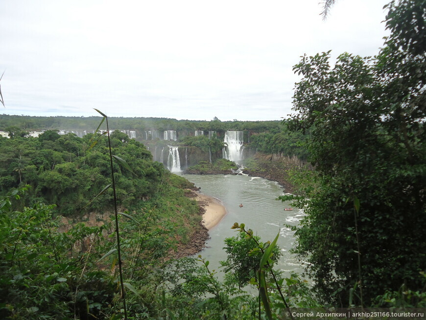 Водопады Игуасу — чудо природы и объект Всемирного наследия ЮНЕСКО в Бразилии