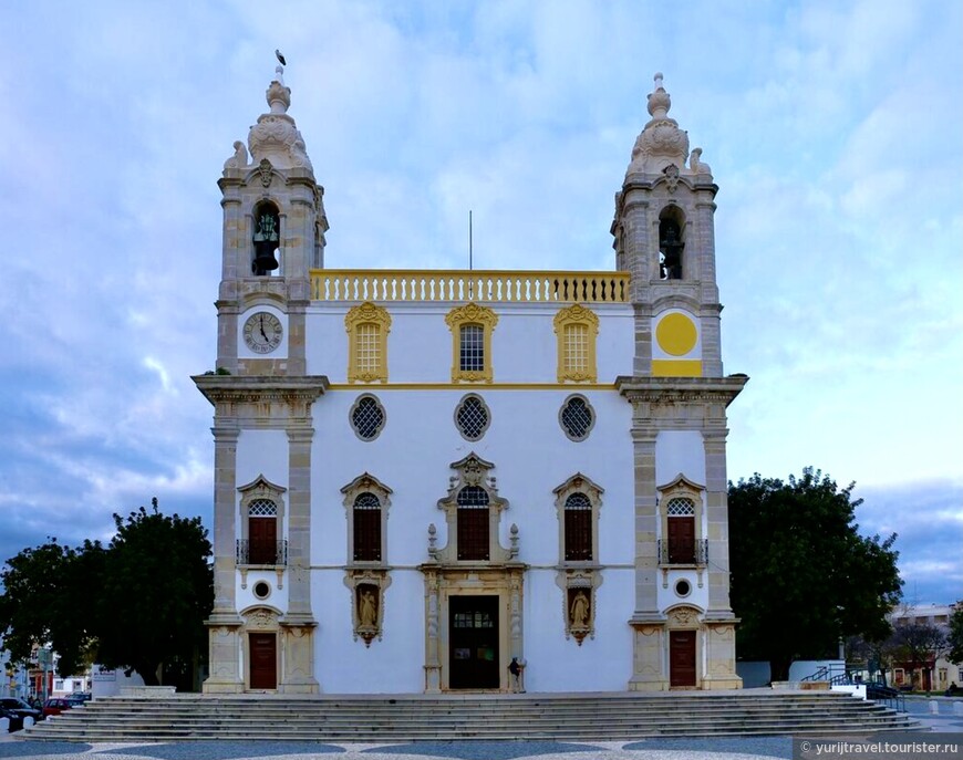Церковь Igrea do Carmo