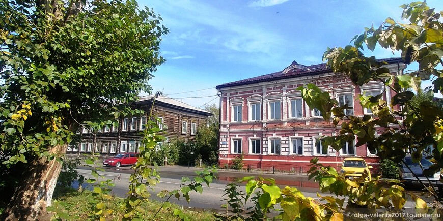 Бывшие доходные и купеческие   дома на ул.Войкова