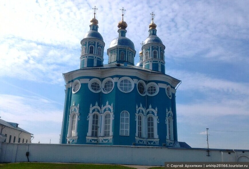 Свято-Успенский Кафедральный собор — главный храм Смоленска