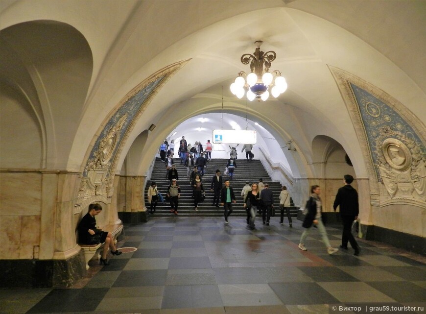 Станция метро из песни «Любэ»