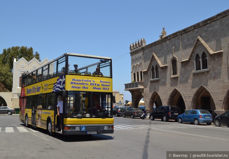 Двухэтажный автобус hop-on hop-off для прогулок по городу Родос 
