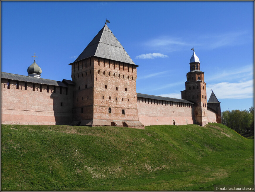 Изучаем Новгородский Кремль (Детинец)