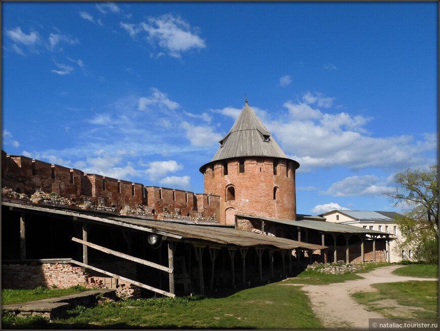 Изучаем Новгородский Кремль (Детинец)