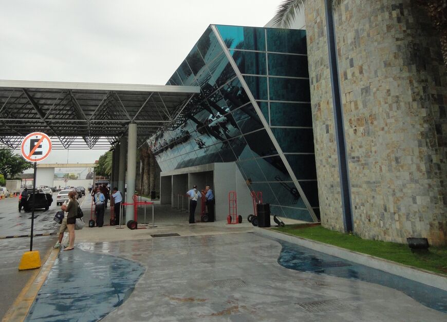 Международный аэропорт Дель Карибе «Сантьяго Марино» в Порламаре