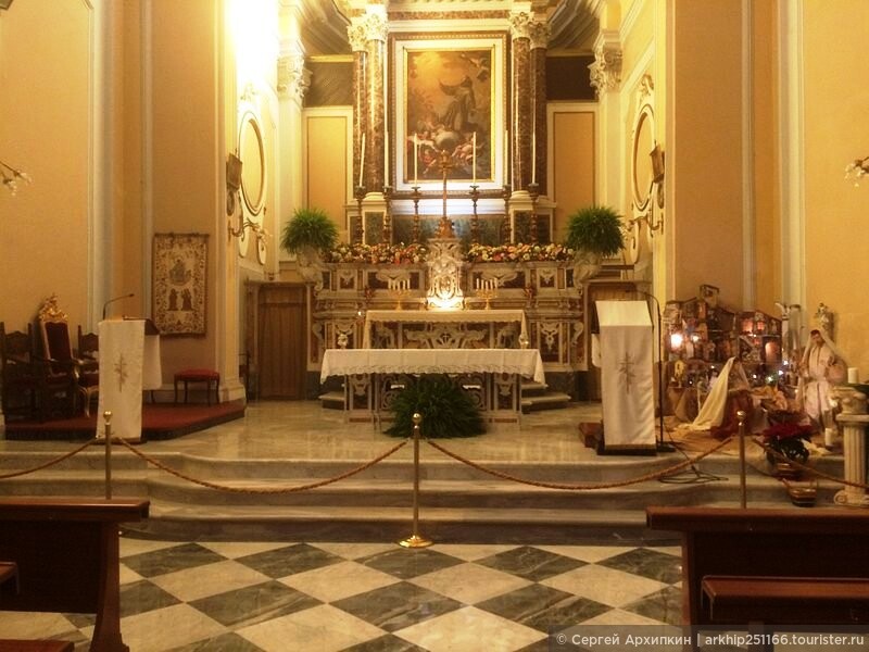 Собор Святого Франциска в Сорренто (Италия)