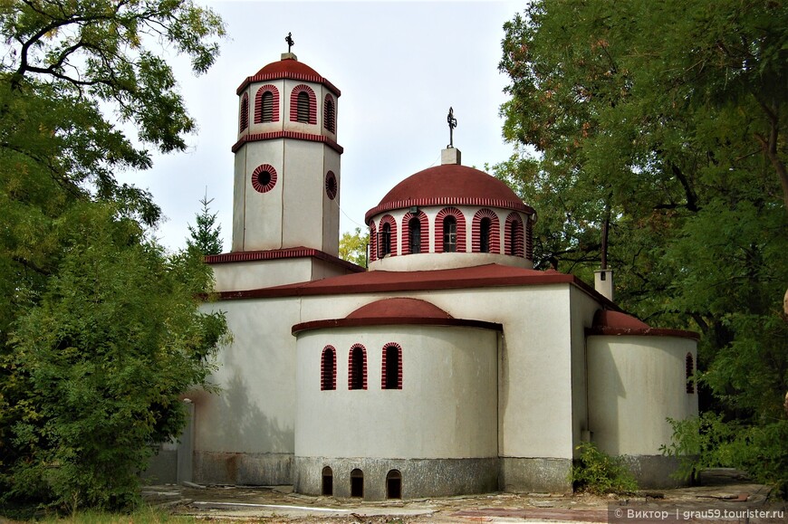 Церковь в парке «Изгрев»